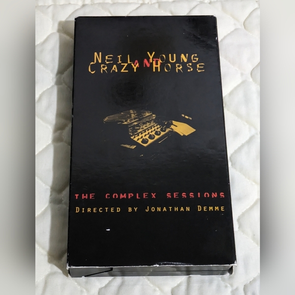Neil Young The Complex Sessions VHS - Picture 4 of 4